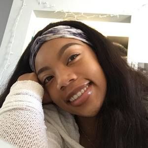 Meet your Posher, Camille